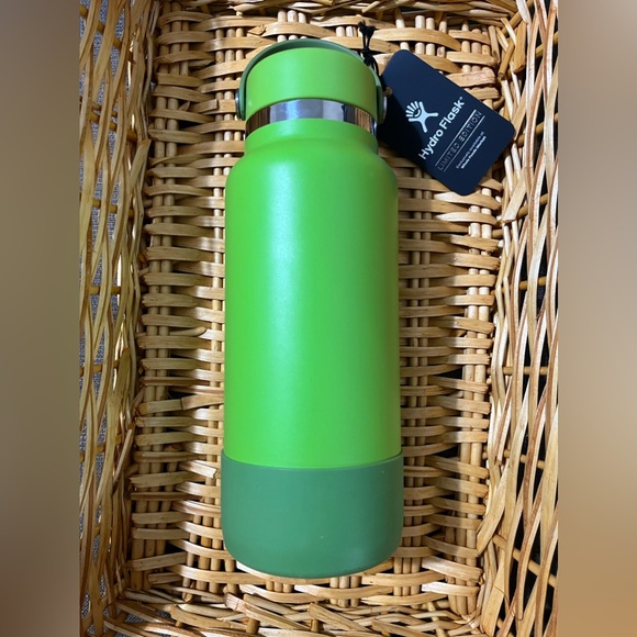 Hydro flask - Picture 3 of 4